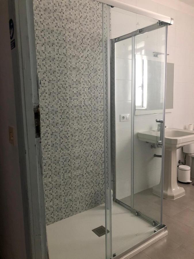 Albergue San Martin Туй Екстериор снимка